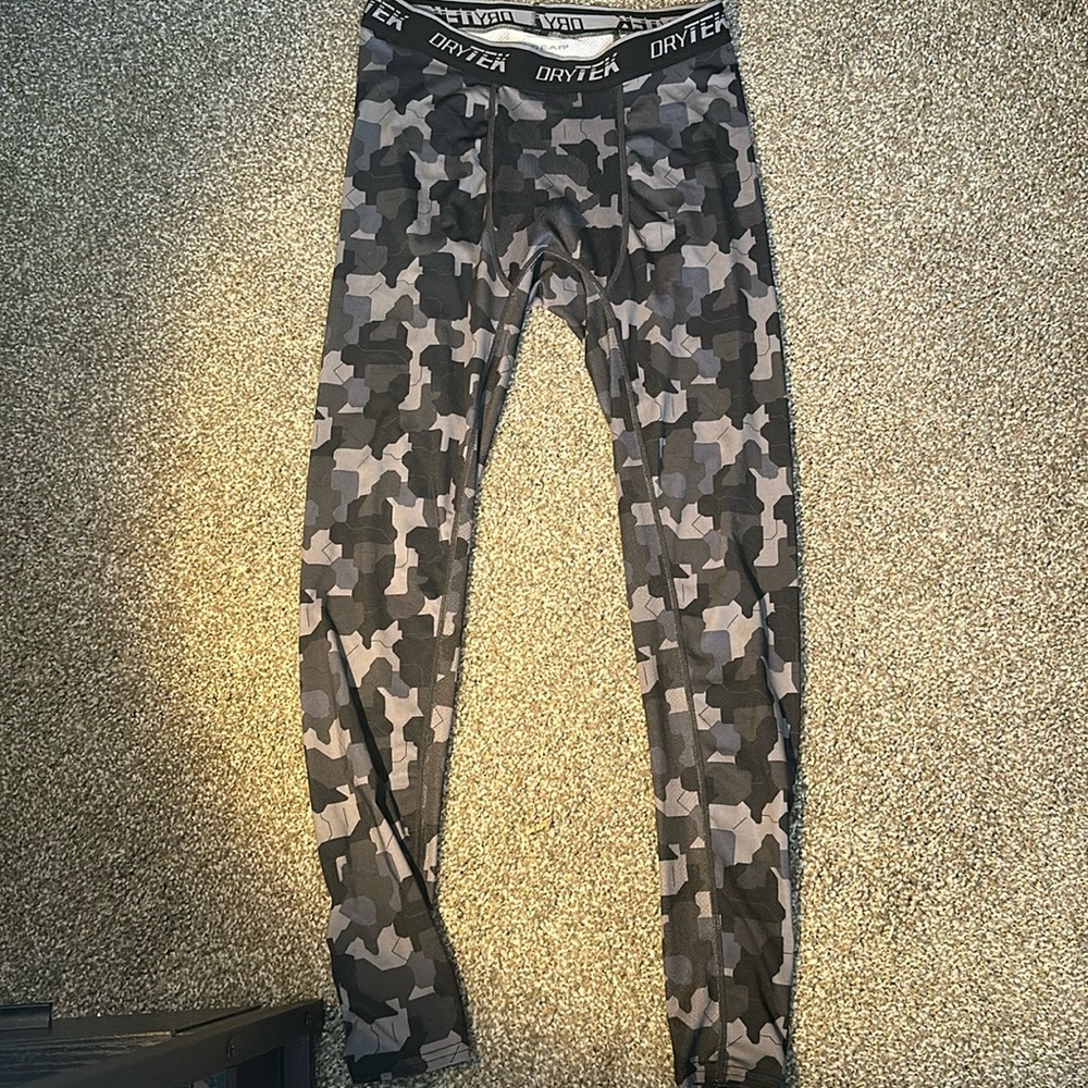 Mens Tek Gear compression pants/tights S/Small camo print